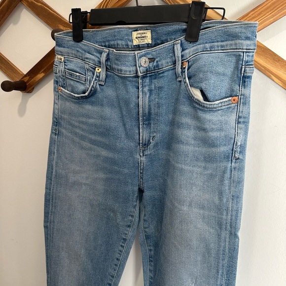 LIKE NEW- CITIZENS OF HUMANITY ROCKET HIGHRISE SKINNY JEAN- size 29 - Picture 9 of 12